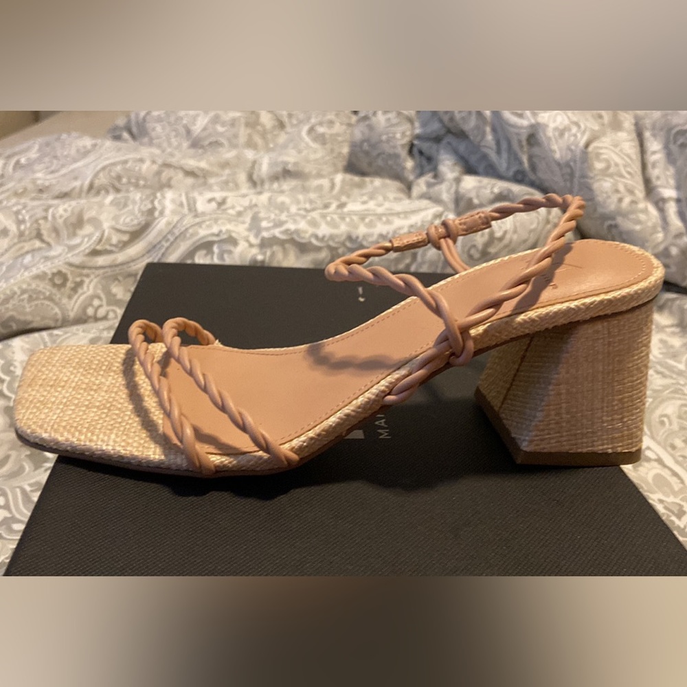 New in box, Marc Fisher Carys heeled sandals, size 6.5